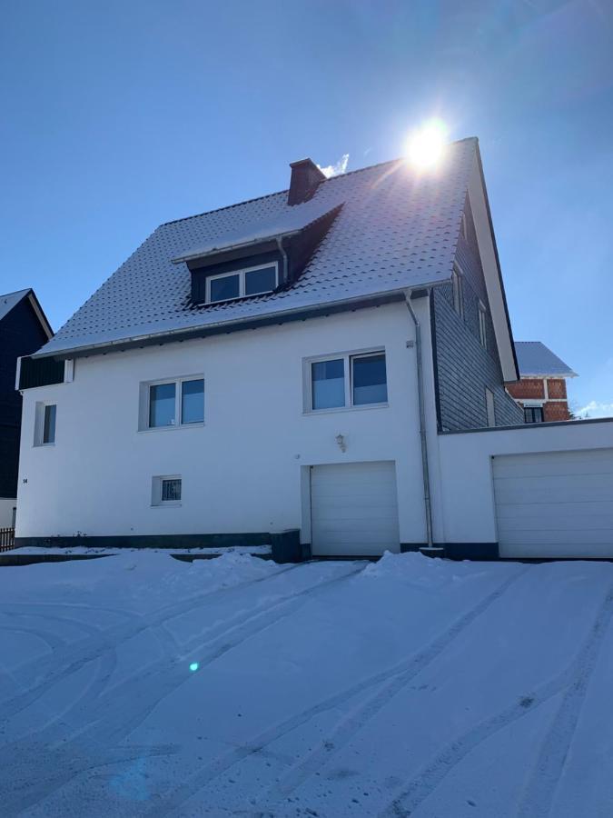 Ferienwohnung Bergstrasse Winterberg Exteriör bild